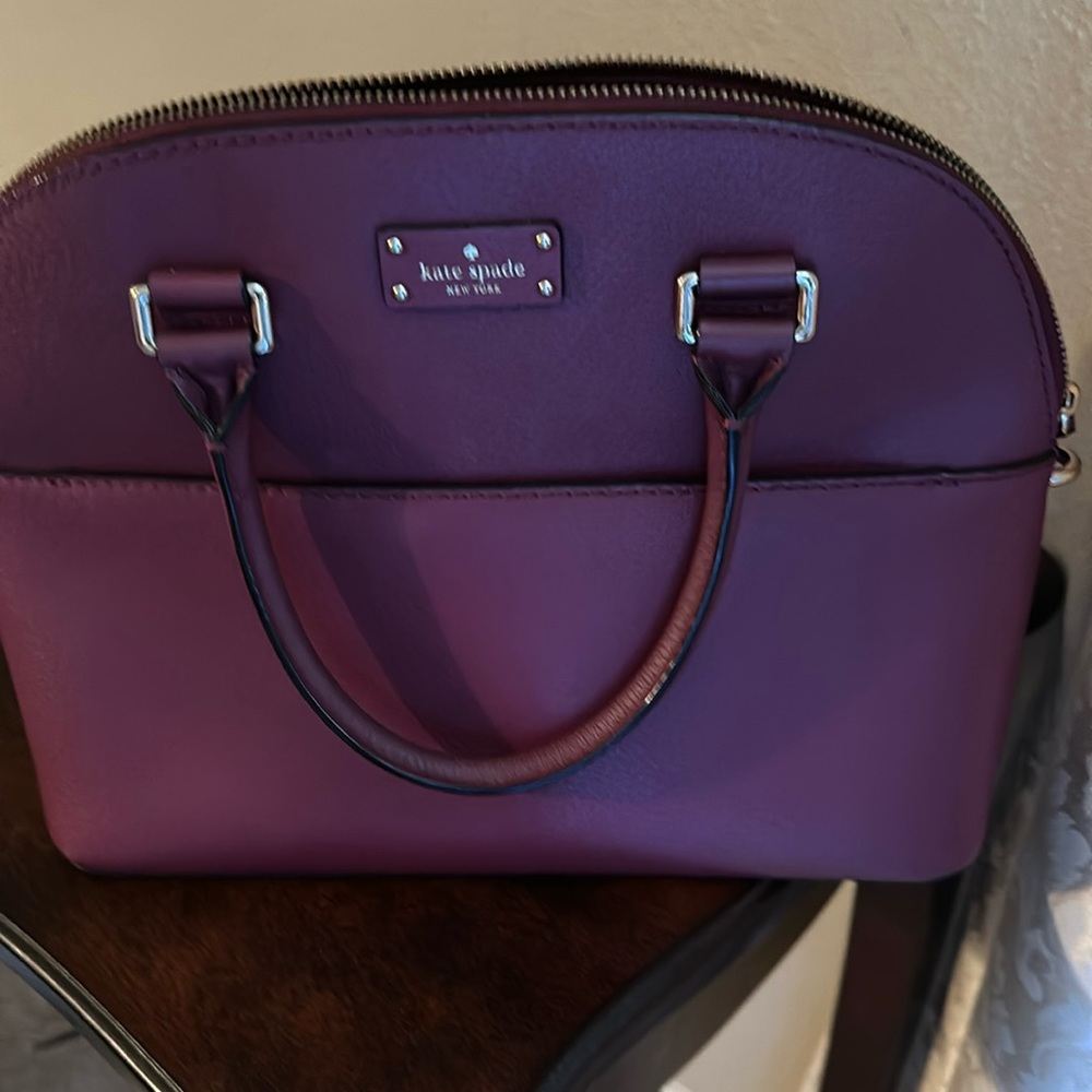 KATE SPADE PLUM COLOR PURSE USED great condition 100% cow leather